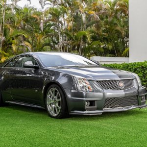 2011 Cadillac CTS-V Coupe in Thunder Gray Chromaflair