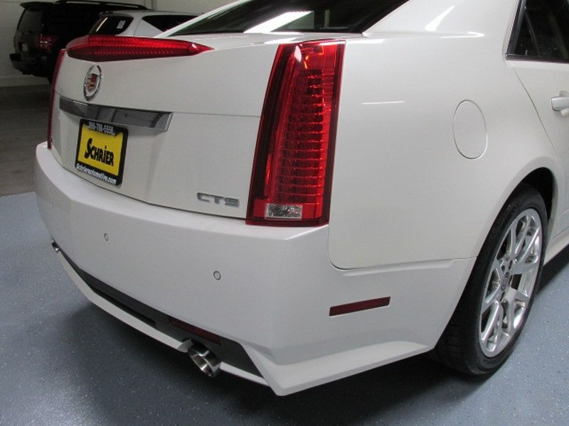 2009 Cadillac CTS-V Sedan - White Diamond Tricoat