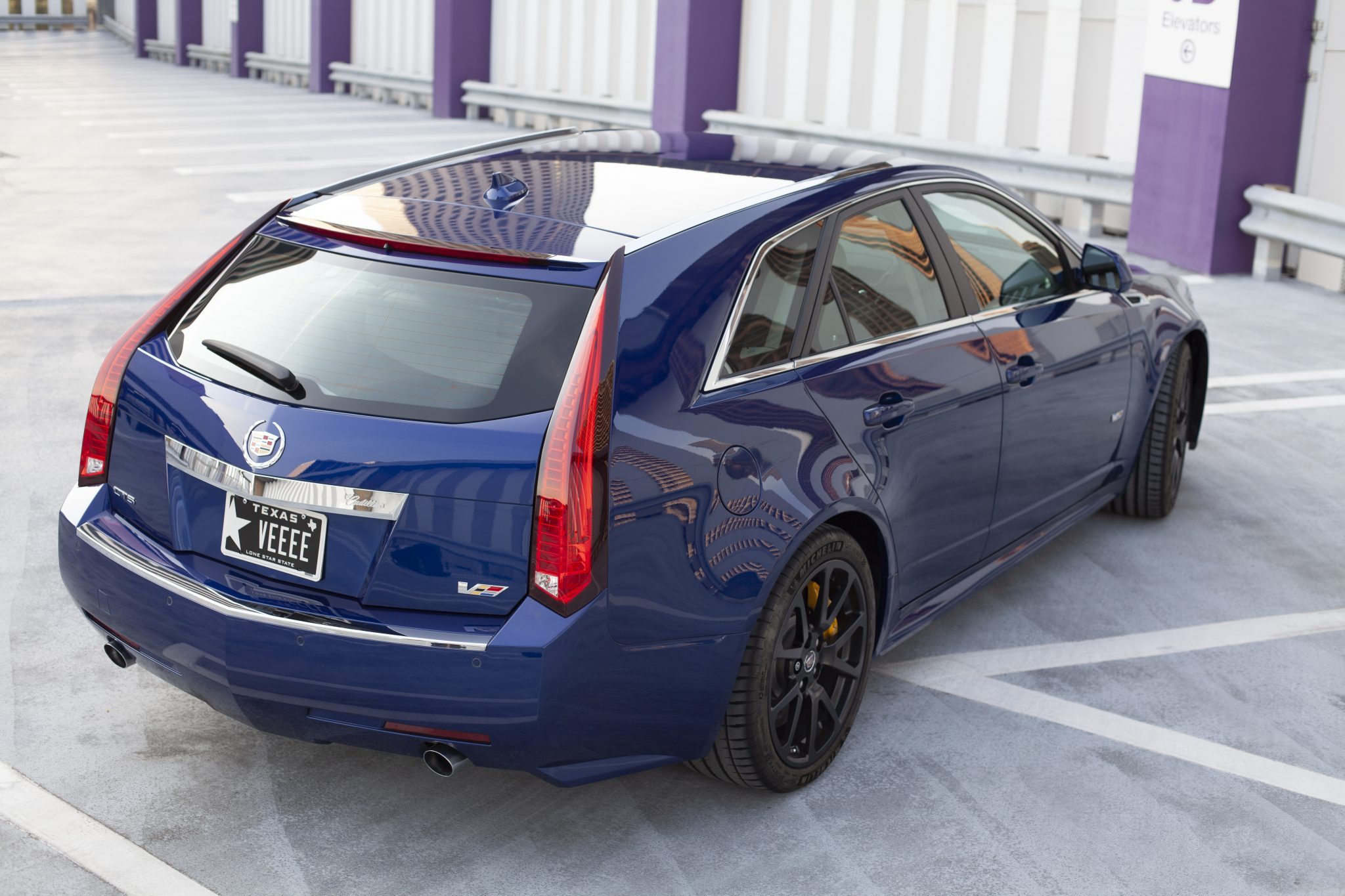 2012 Cadillac CTS-V Wagon in Opulent Blue Metallic