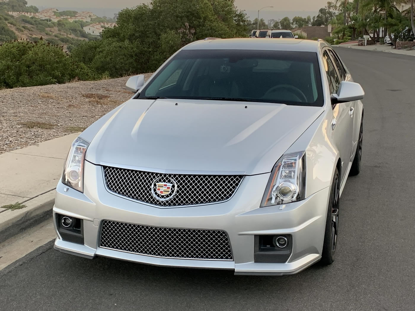 2013 Cadillac CTS-V Wagon in Radiant Silver Metallic