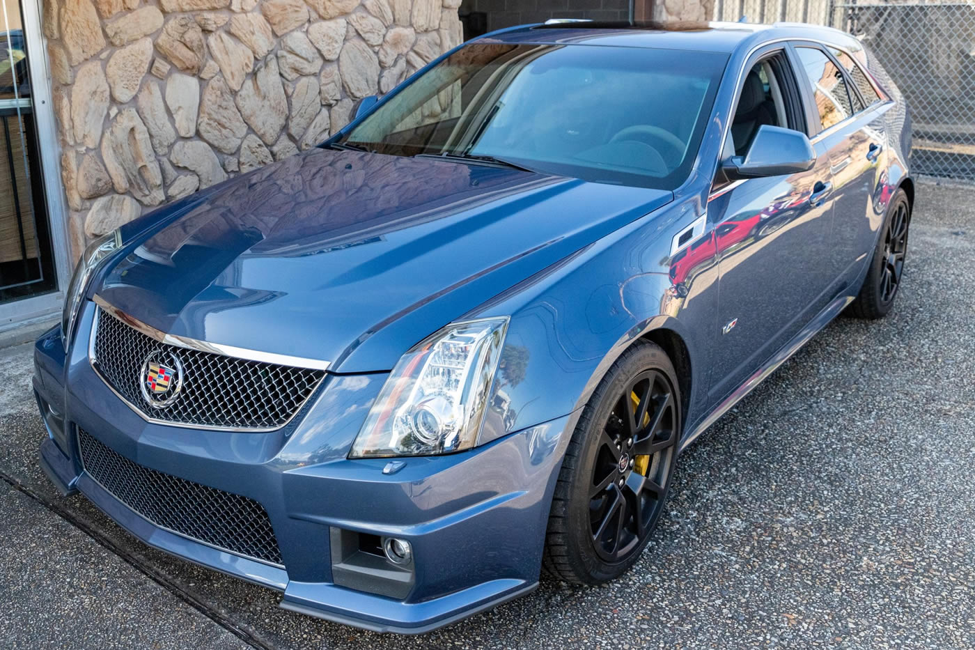 2013 Cadillac CTS-V Wagon in Stealth Blue Metallic