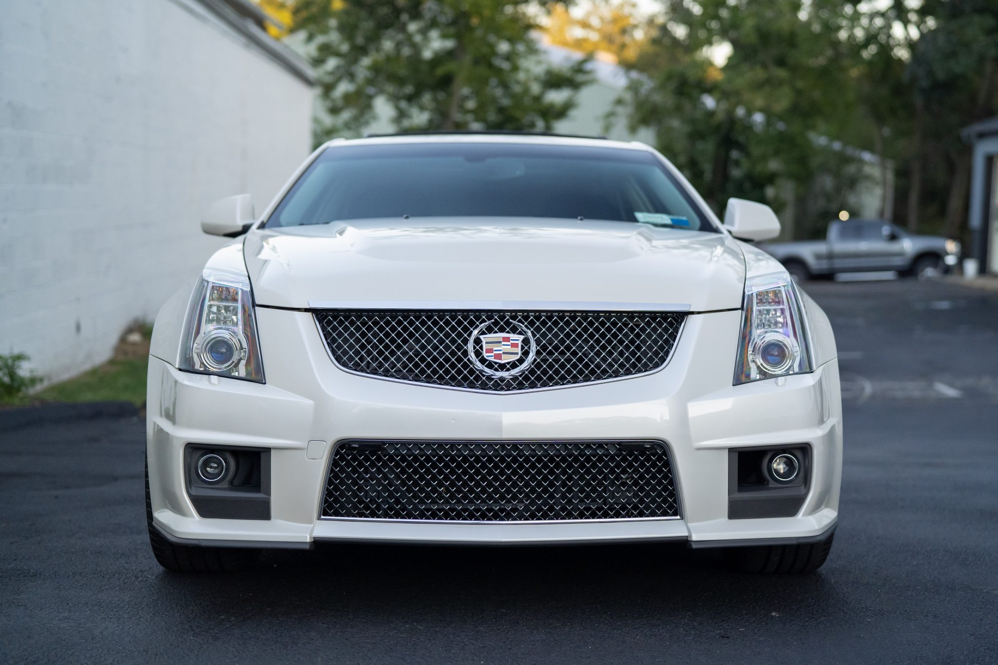 2013 Cadillac CTS-V Wagon in White Diamond Tricoat