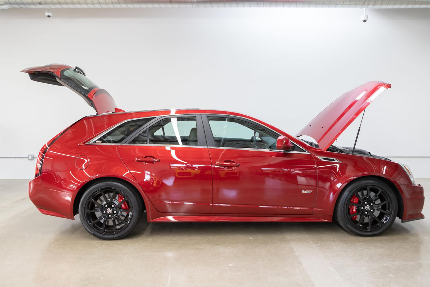 2014 Cadillac CTS-V Wagon in Red Obsession Tintcoat