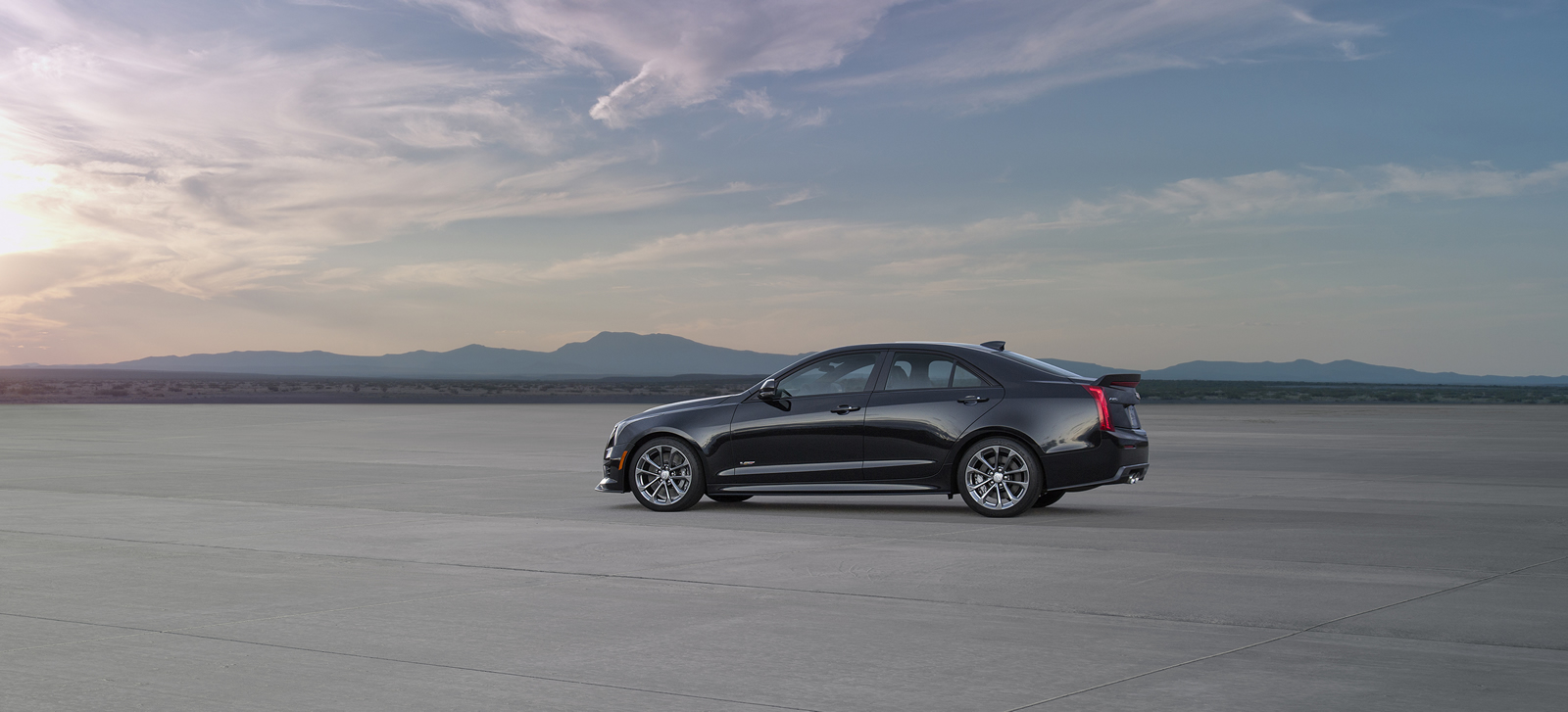 2016-Cadillac-ATS-V-Sedan-016.jpg