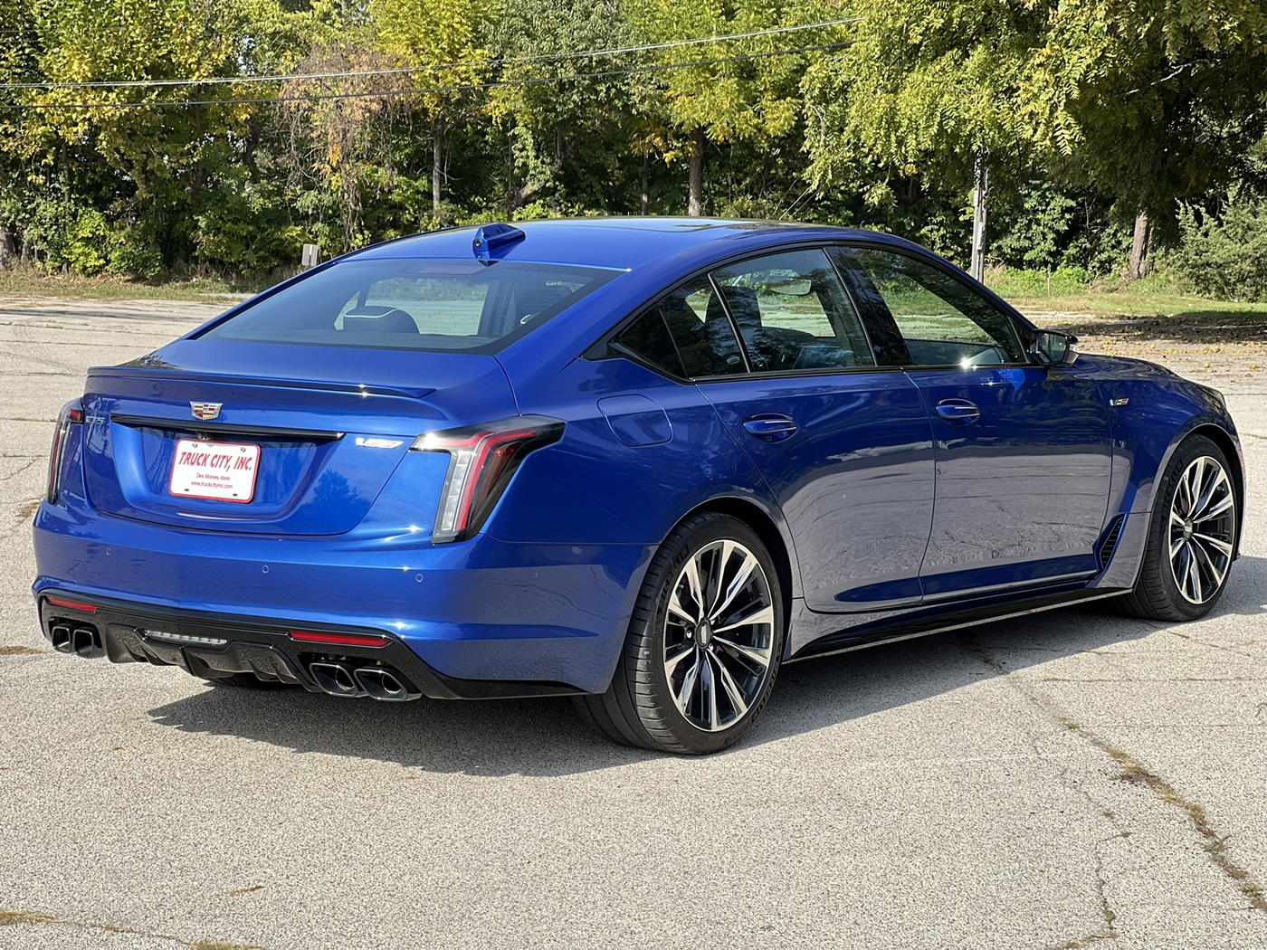 2022 Cadillac CT5-V Blackwing in Wave Metallic